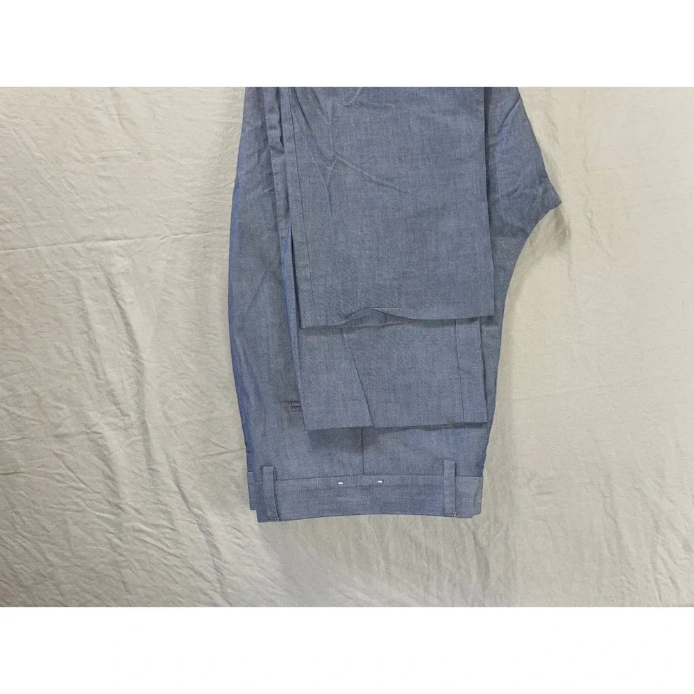 Express Photographer Flat Front All Cotton Chino Dress Pants. Pinpoint, 33X28.